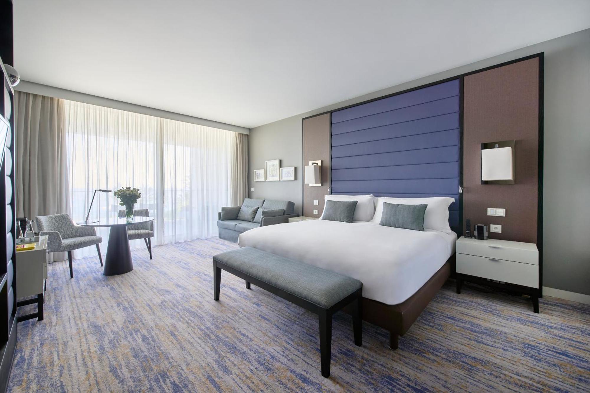 Junior King Suite Ocean View,1742950405:JPEG